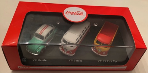 10101-1 € 35,00 coca cola volkswagen set elk ca 5 cm.jpeg